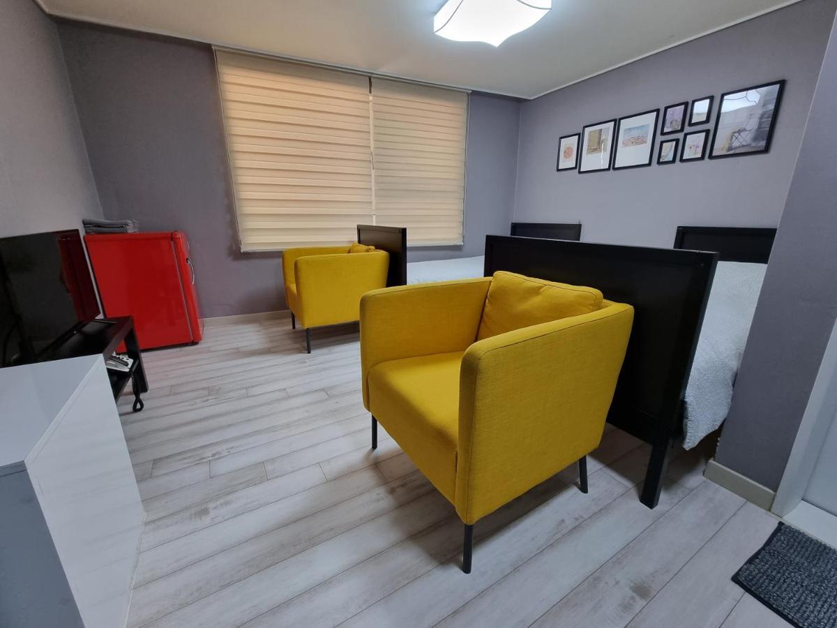 Bluehum Guest House Incheon Buitenkant foto