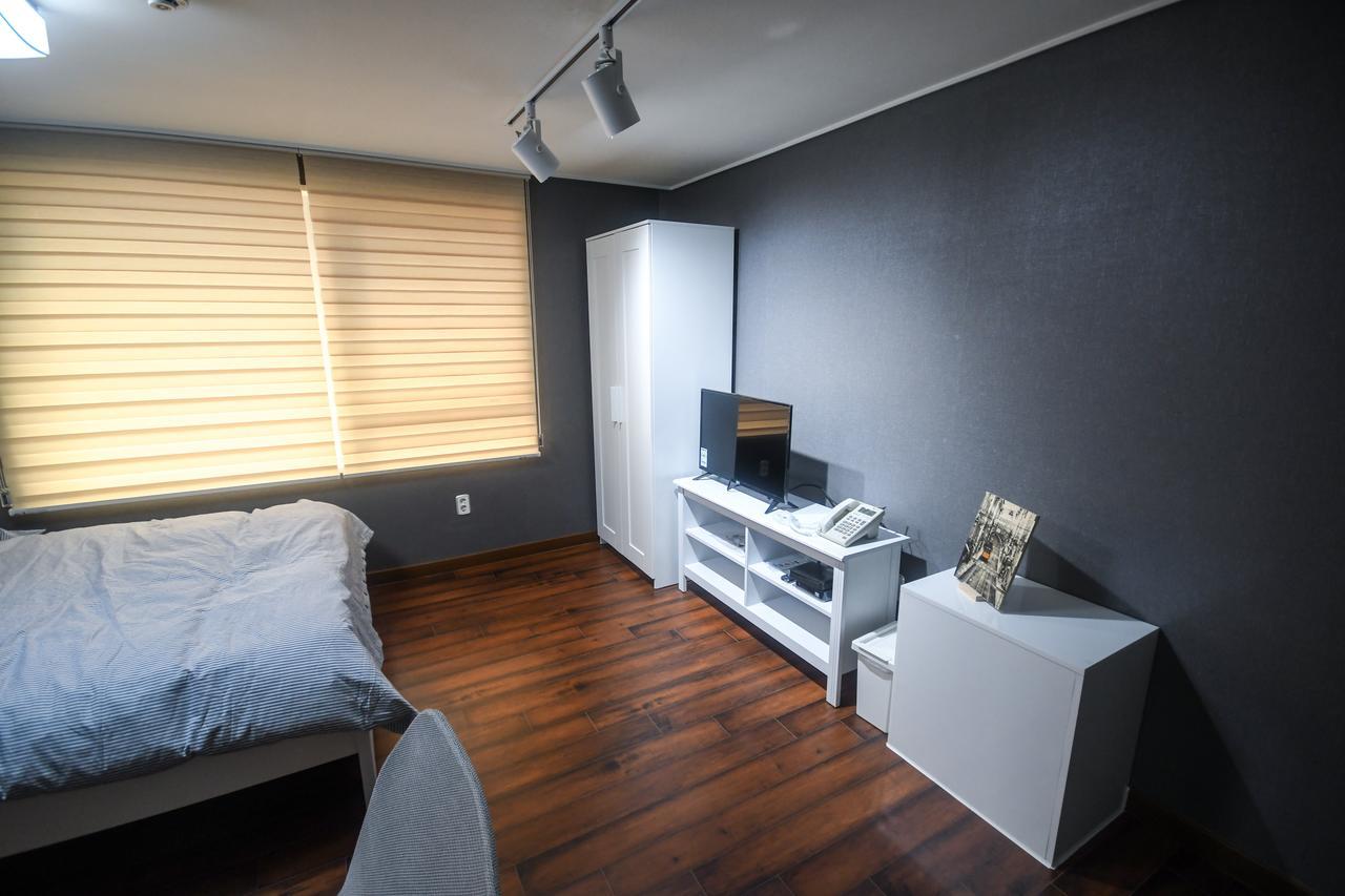Bluehum Guest House Incheon Buitenkant foto